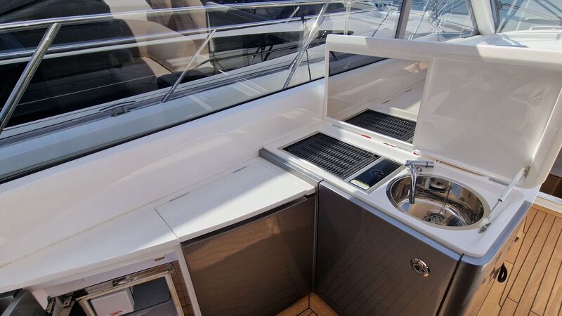 PRINCESS V50